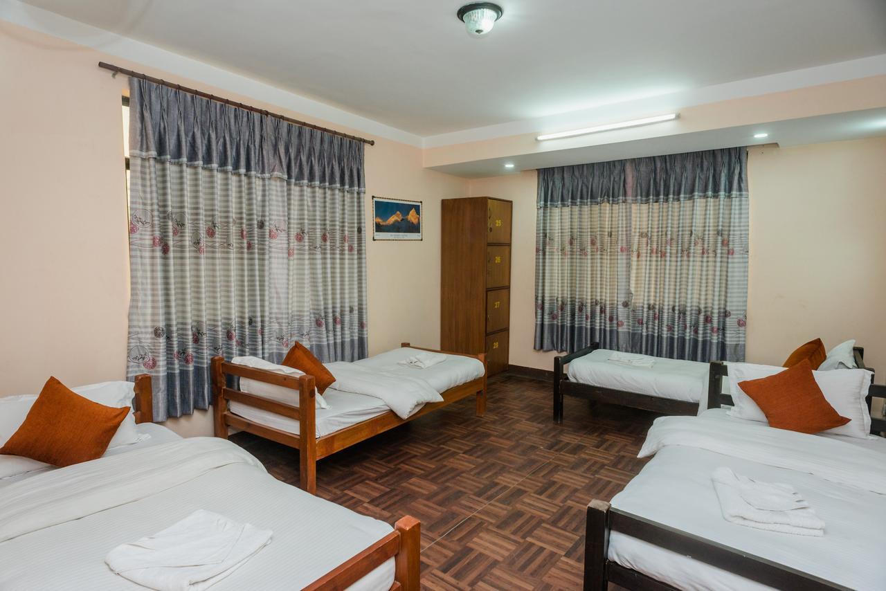 Hostel Famous House Katmandu Zewnętrze zdjęcie