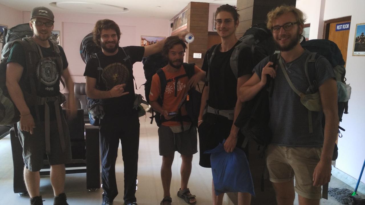 Hostel Famous House Katmandu Zewnętrze zdjęcie