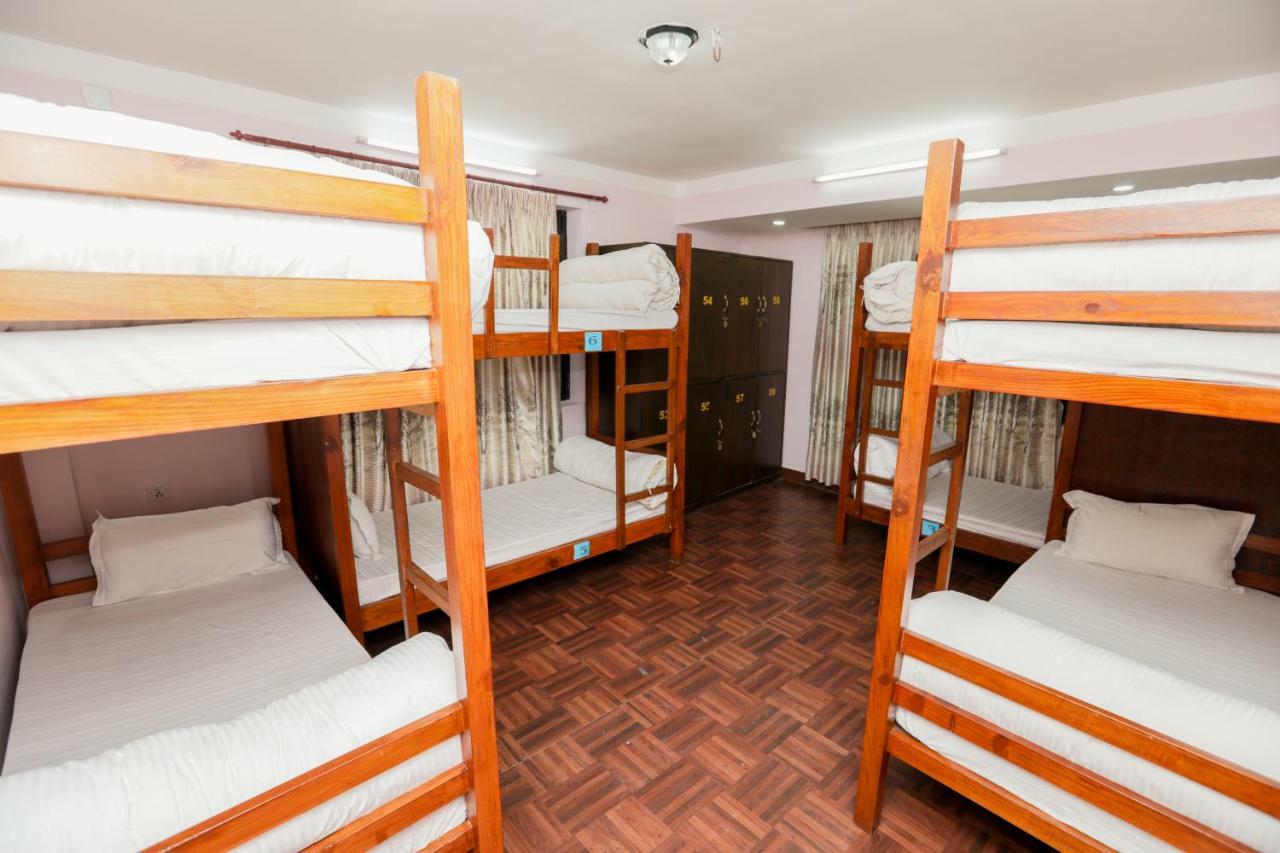 Hostel Famous House Katmandu Zewnętrze zdjęcie