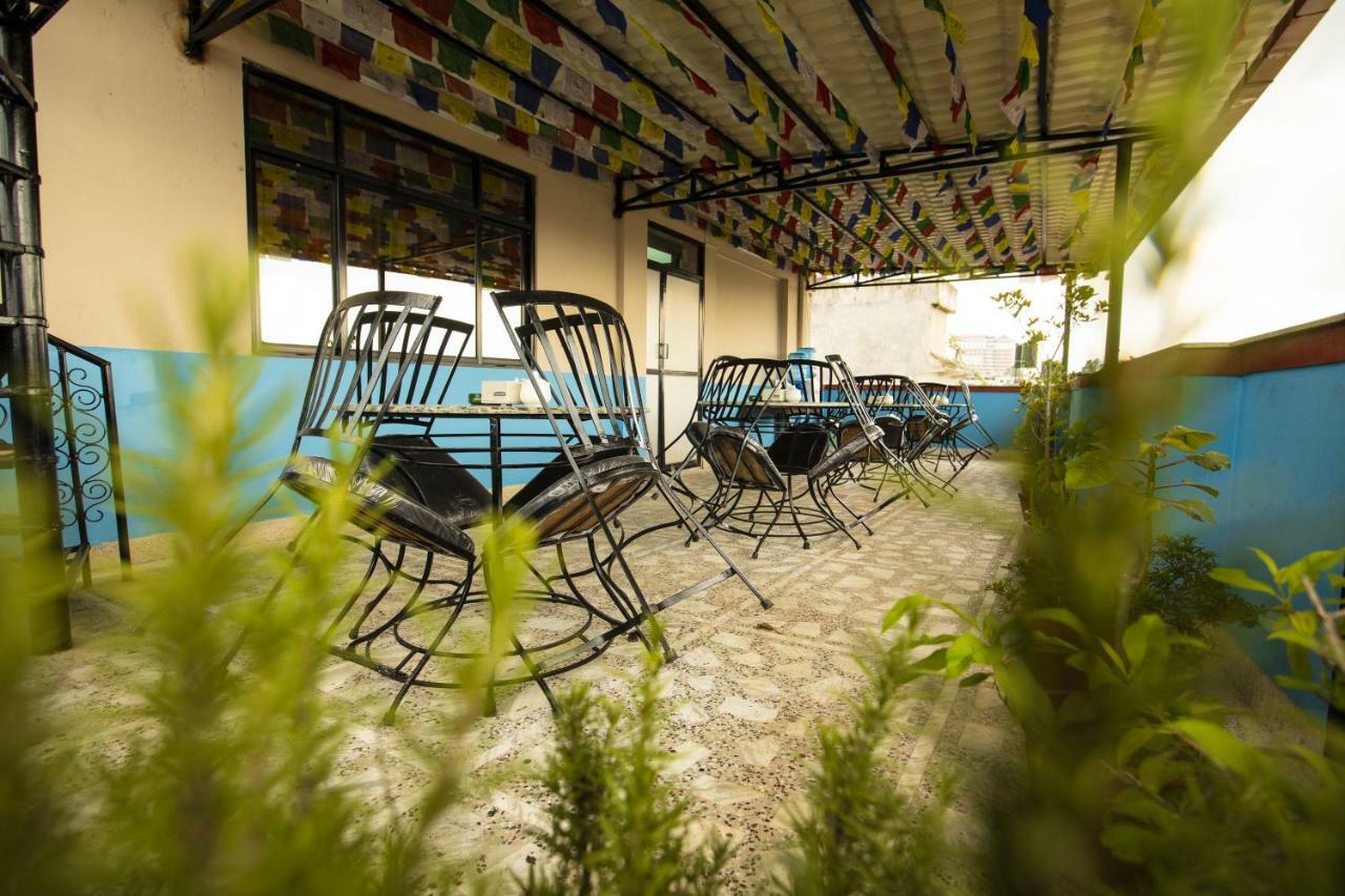 Hostel Famous House Katmandu Zewnętrze zdjęcie
