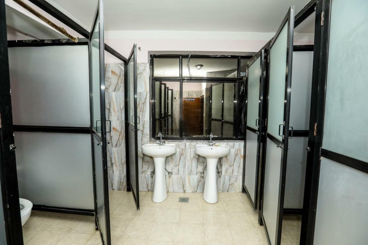 Hostel Famous House Katmandu Zewnętrze zdjęcie