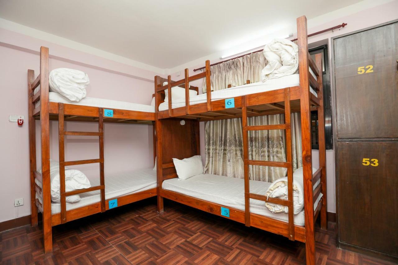 Hostel Famous House Katmandu Łóżka hostelowe
 zdjęcie