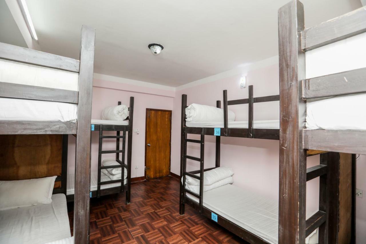 Hostel Famous House Katmandu Zewnętrze zdjęcie