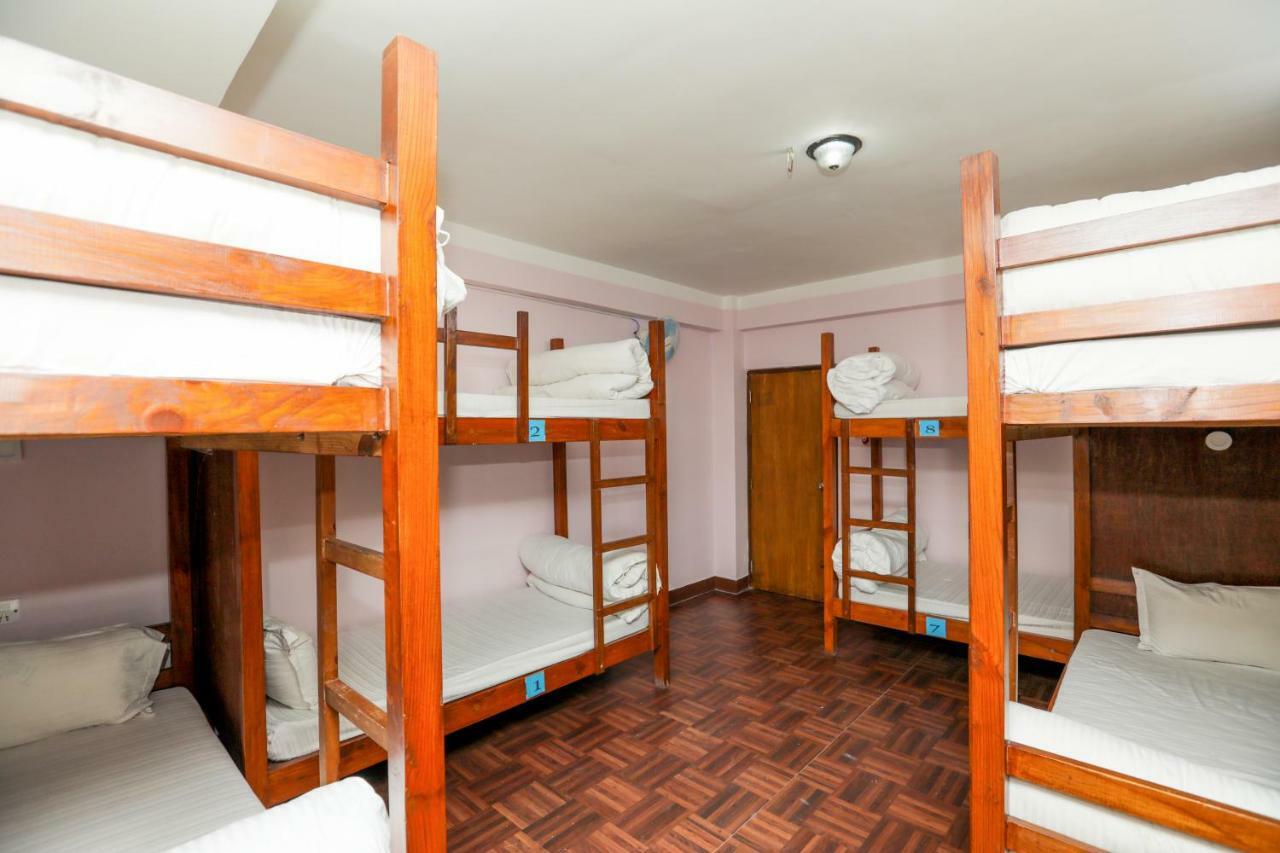 Hostel Famous House Katmandu Zewnętrze zdjęcie